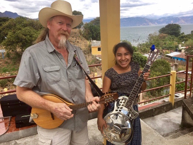  Mark showing the maid some licks 